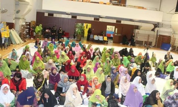 Kontestasi Gerakan Islam Merebut Simpati TKI