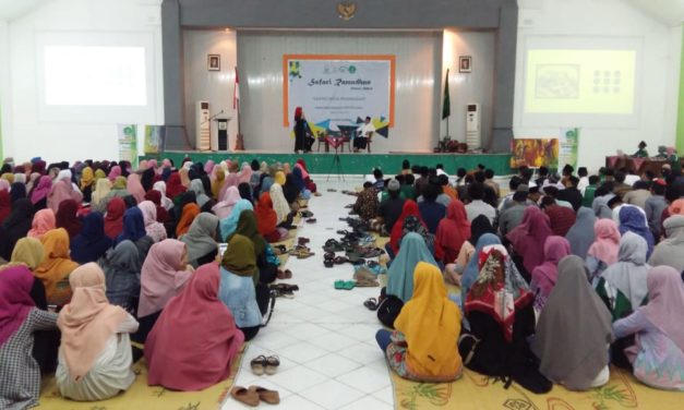 Safari Ramadan: Santri untuk Perdamaian