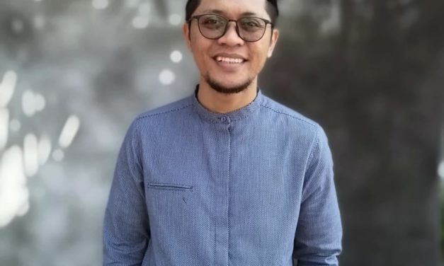 Beragama Saja tidak Cukup, Akhi…!