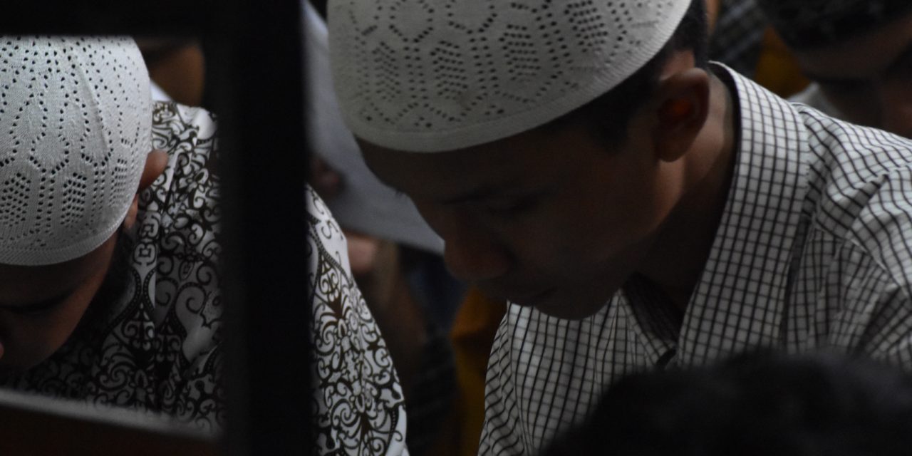 Bermunajat sebagai Ekspresi Cinta         