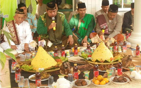 Tradisi Muludan sebagai Perekat Persaudaraan