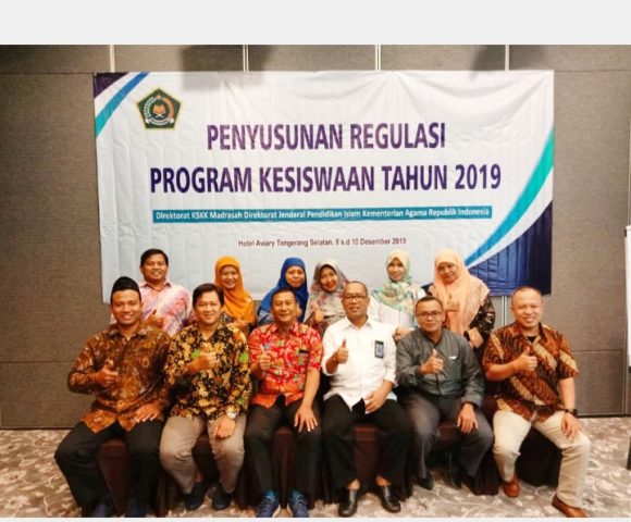 Pentingnya Moderasi Beragama dan Revolusi Mental dalam Kegiatan Ekstrakurikuler di Madrasah