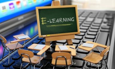 Kebijakan Kuliah Online dan Dampak Psikologisnya