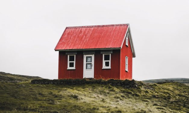 Perihal Rumah: Menilik Ajip Rosidi, Joko Pinurbo, Sapardi Djoko Damono