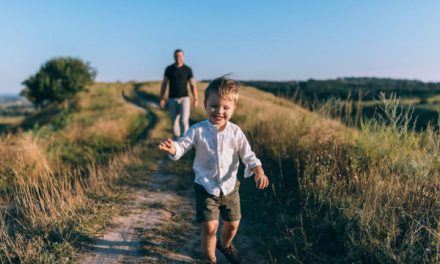 Begini Mengajari Anakku yang Kecil Cara Beragama dengan Penuh Toleransi