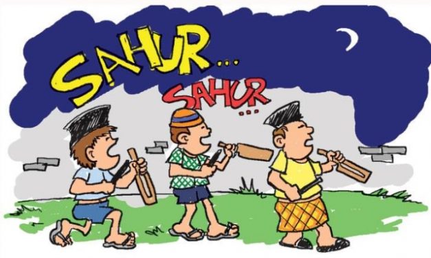 Bangunkan Sahur dengan Toa Masjid, Salahkah?