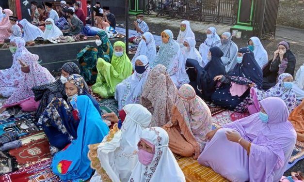 Mengapa Kita Melupakan Kelompok “Islam Pedesaan”? (2/2)