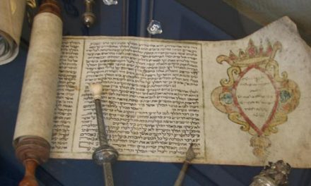 “Taurat dan Injil”