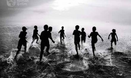 Pseudo Pleasure (Kesenangan Semu)