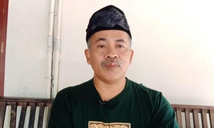 Munajat Cinta dan Air Mata