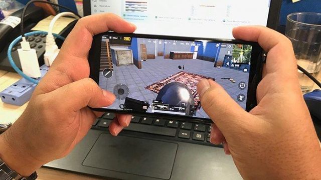 Hukum Bermain Game Online