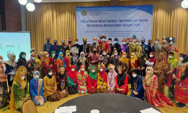 Kemenag Buka Pelatihan Mentoring Moderasi Beragama dengan Malam Budaya Duta Harmoni