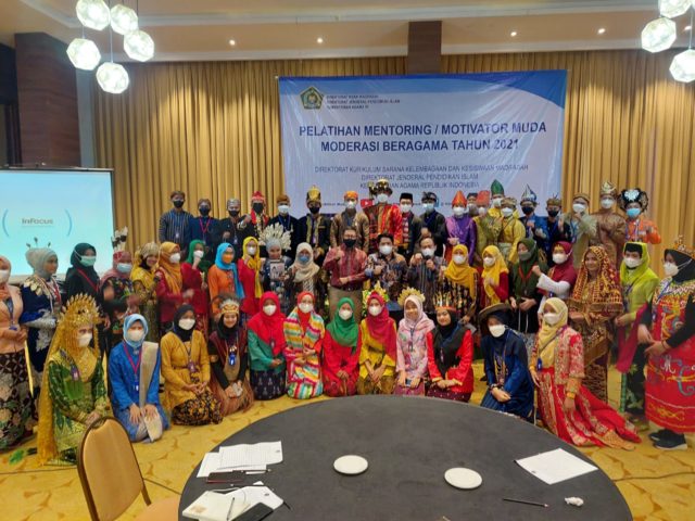 Kemenag Buka Pelatihan Mentoring Moderasi Beragama dengan Malam Budaya Duta Harmoni