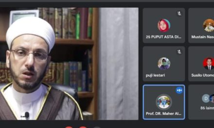 Undang Ulama Timur Tengah: Ika Sma N 1 Pulokulon Bersama Keluarga Besar Sma N 1 Pulokulon Adakan Pengajian Akbar