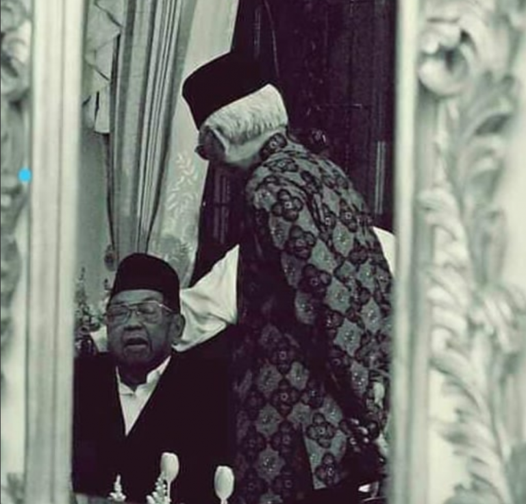 Gus Dur di Tengah Genderang Muktamar NU