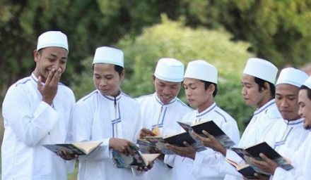 Pesantren: sebagai Dapur Akhlak dan Sikap Toleransi