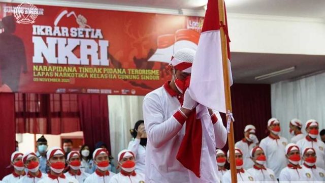Ikrar Setia NKRI Tidak Kafir, Justru Menjadi Beriman