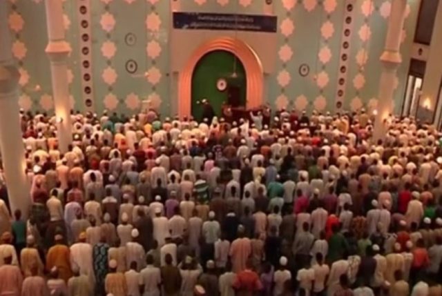 Sinergi Umat Islam Mengatasi Masalah Bangsa