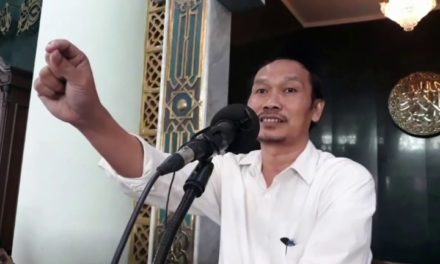 Gus Baha: Orang, kok, Mudah Sekali Menuduh Syirik!
