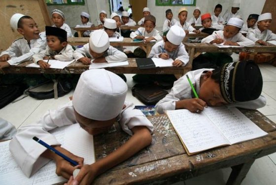 Madrasah: Genealogi, Politisasi, dan Ideologisasi Radikalisme