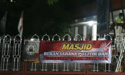 Rezim Masjid (III): Menjaga Marwah Islam dan Mengembalikan Fungsi Masjid