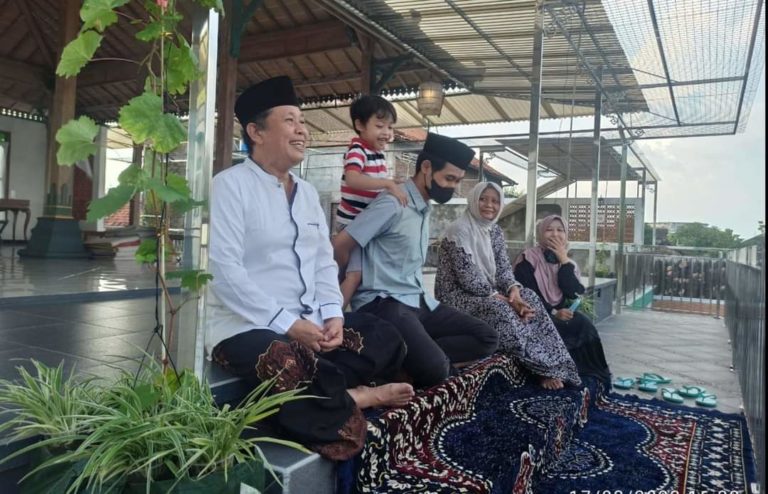 Kiai Dian Nafi, Mata Air Keteladanan