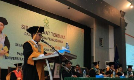 Bahas Tafsir Al-Quran dan Dunia Batin Jawa, Islah Gusmian Dikukuhkan sebagai Guru Besar