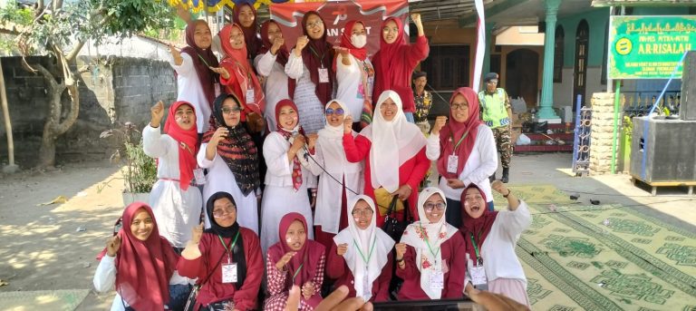 Meriahkan Peringatan HUT RI Ke-78, PAC NU Fatayat Gamping mengadakan Serangkaian Lomba dan Jalan Sehat