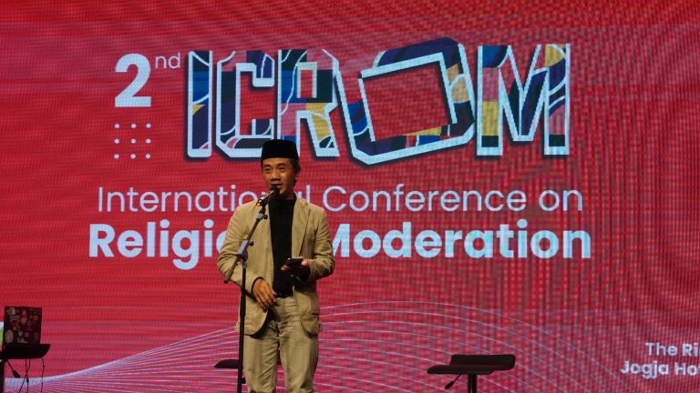 Siapa Bilang Moderasi Beragama, Liberalisasi Islam Gaya Baru?