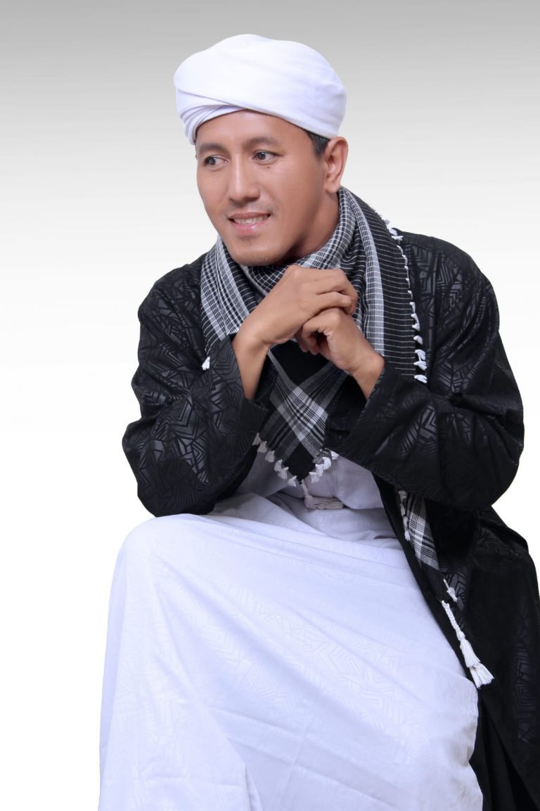 Bieb Ahmed: Kepala Madrasah, Lagu dan Dakwah