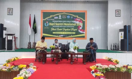 Branch Manager CIMB Niaga dan Ketua HEBITREN Bicara Inovasi Bisnis Pesantren di Talk Show Pesantren Expo 2023