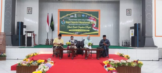 Branch Manager CIMB Niaga dan Ketua HEBITREN Bicara Inovasi Bisnis Pesantren di Talk Show Pesantren Expo 2023