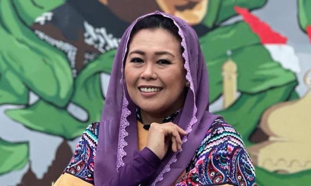 Mbak Yenny Wahid dan Ceritanya