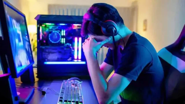 Industri Game Online: Ladang Subur Radikalisasi Anak Muda dan Solusi Mengatasinya