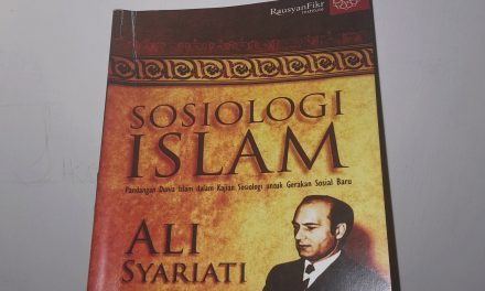 Manusia dalam Persimpangan: antara Haq dan Bathil