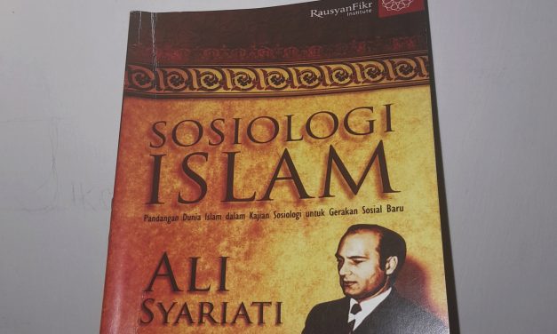 Manusia dalam Persimpangan: antara Haq dan Bathil