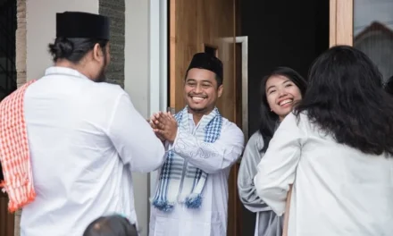 6 Sikap yang Harus Dijaga Saat Lebaran Idul Fitri, No 5 Jangan Sampai Terlewat!