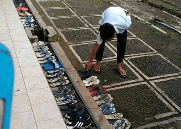 Sandal