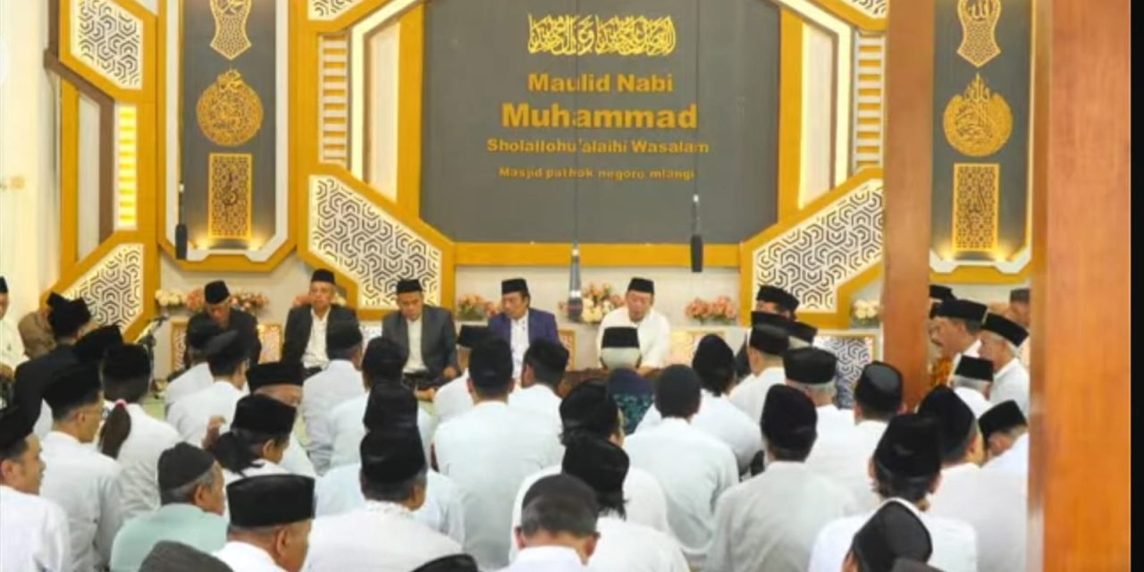 Tradisi Maulid Nabi Masjid Pathok Negoro Mlangi