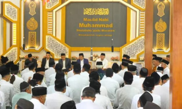 Tradisi Maulid Nabi Masjid Pathok Negoro Mlangi