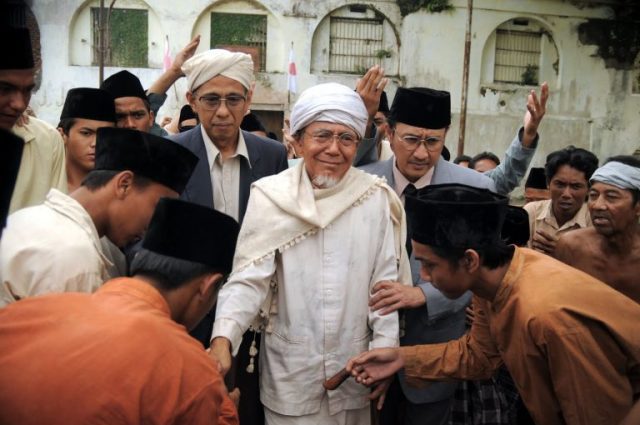 Kasus Trans7 dan Krisis Adab kepada Kiai