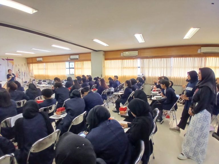 Dari Kepemimpinan ke Gaya Hidup: LKMM-TD UNIPA Dorong Mahasiswa Peduli Lingkungan