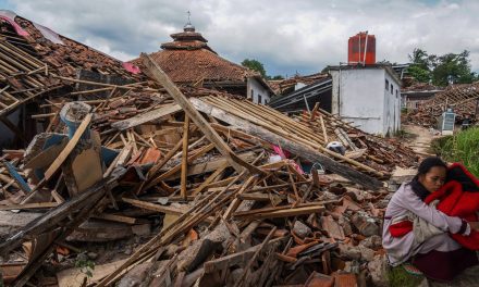 Bencana: Alam Melawan Manusia?