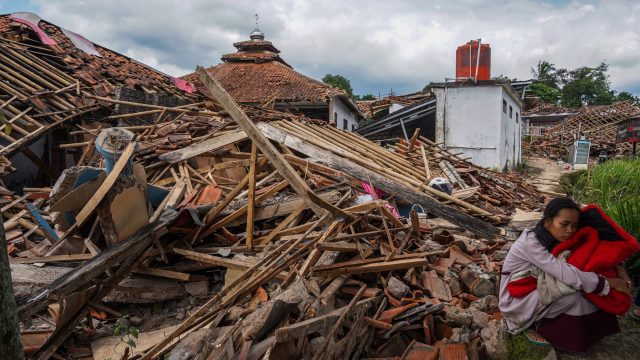 Bencana: Alam Melawan Manusia?