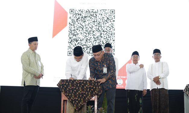 BSI Maslahat dan RMI PWNU Jateng Launching Gerakan wakaf Uang